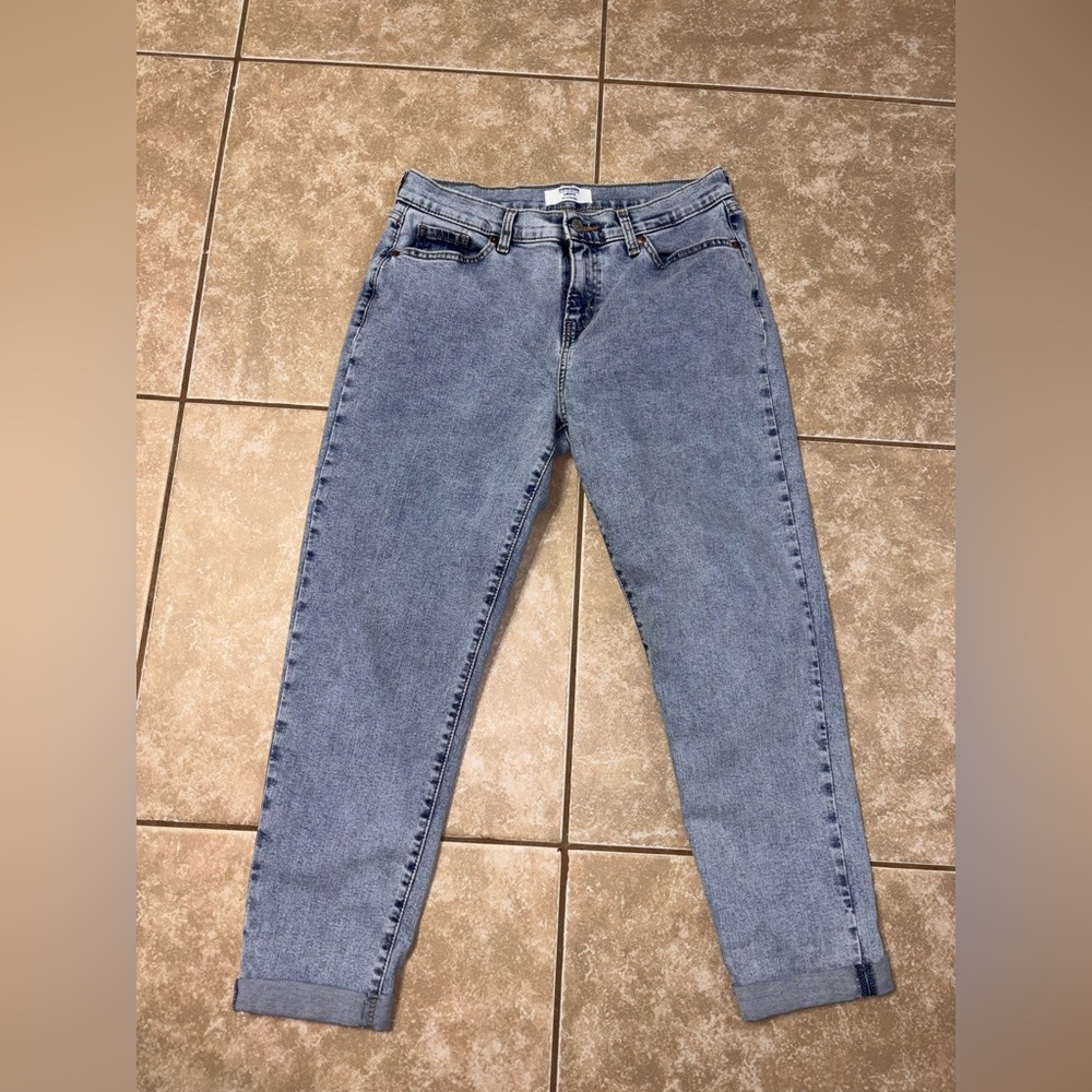 Levi's High-Rise Light Blue Mom Jeans